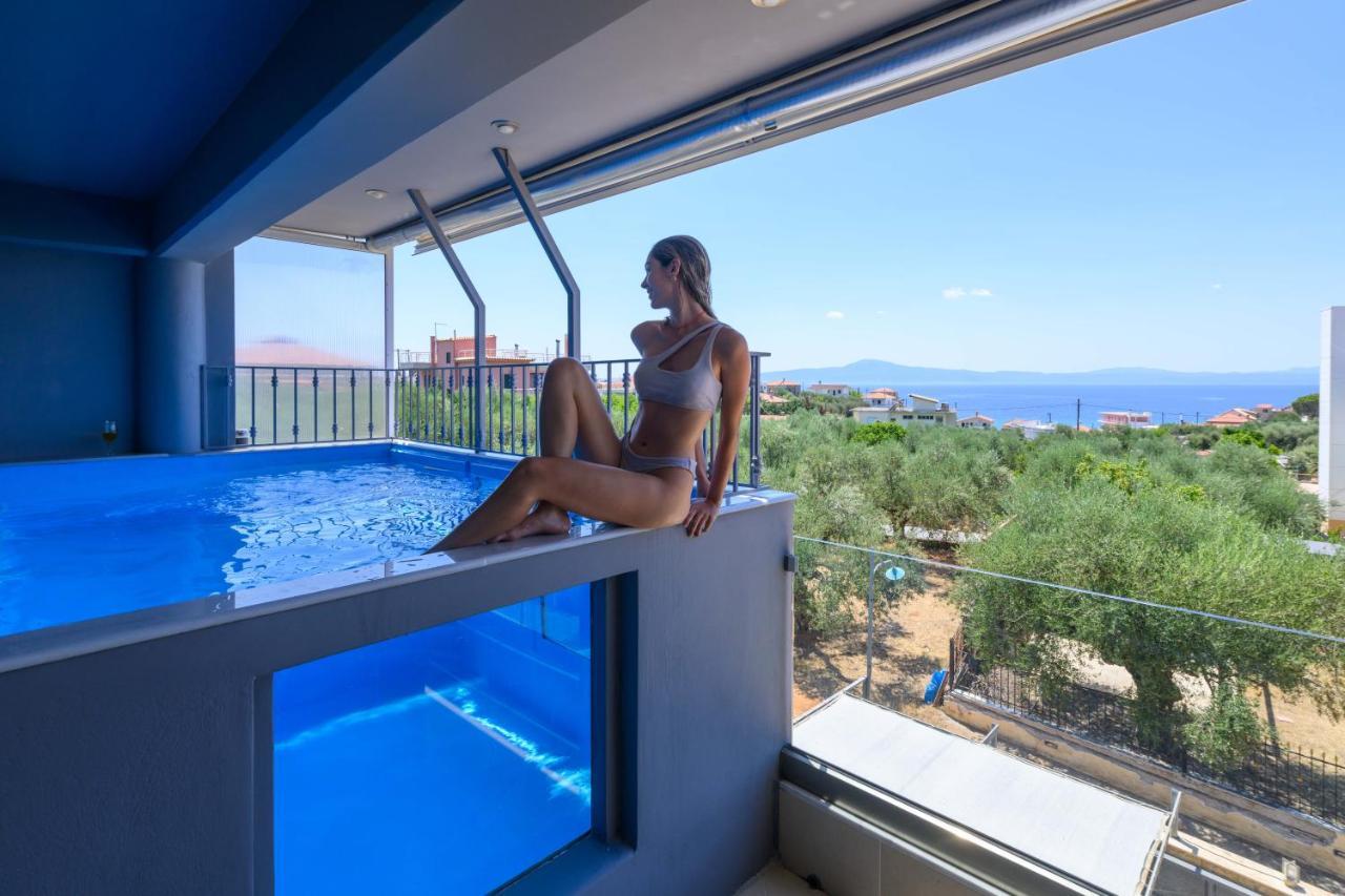 Grand Suites With Private Pools กาลามาตา ภายนอก รูปภาพ