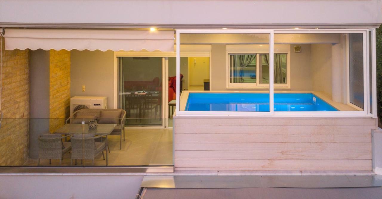 Grand Suites With Private Pools กาลามาตา ภายนอก รูปภาพ